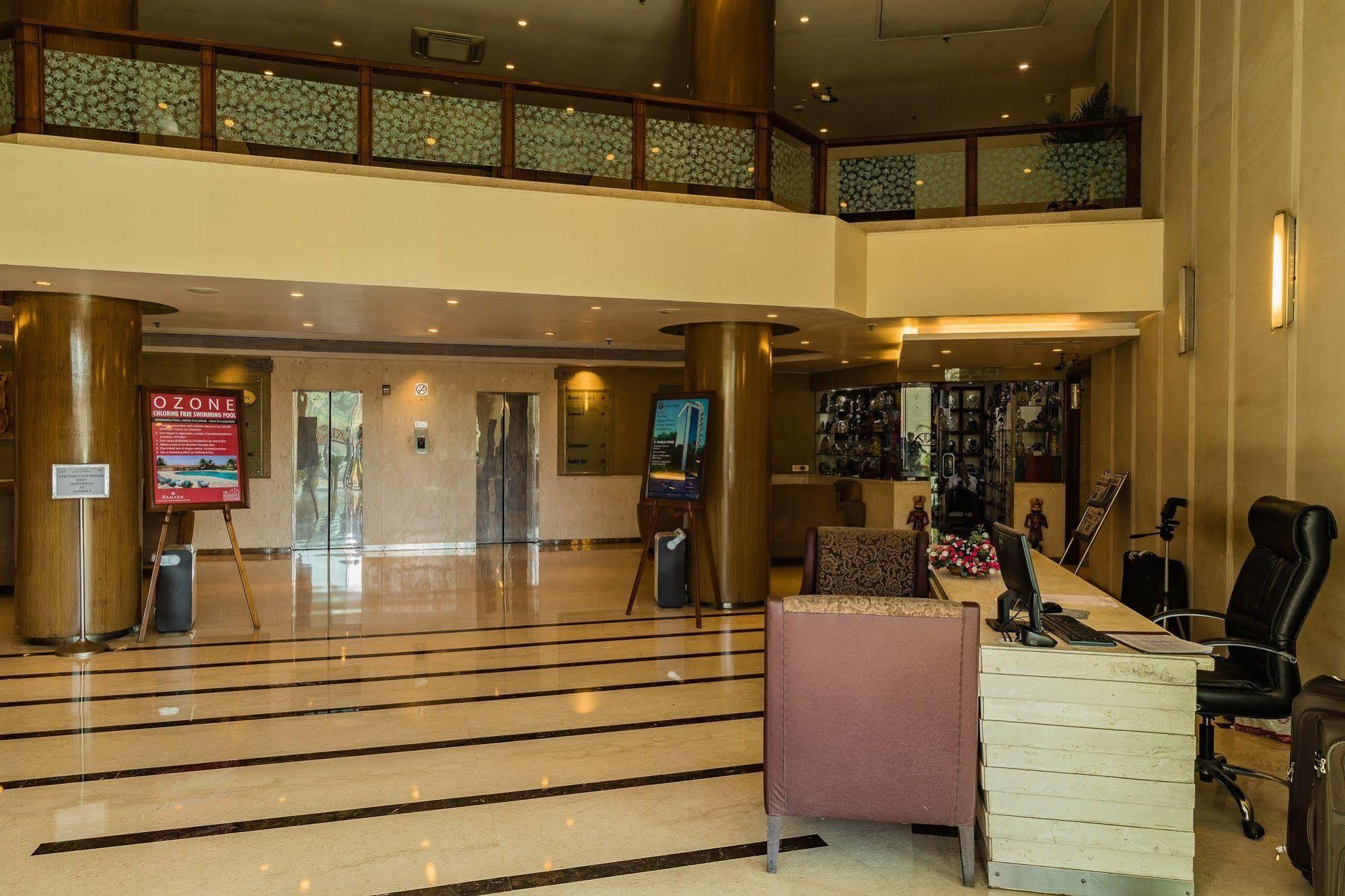 The Residence Hotel & Apartments Powai Bombaj Exteriér fotografie
